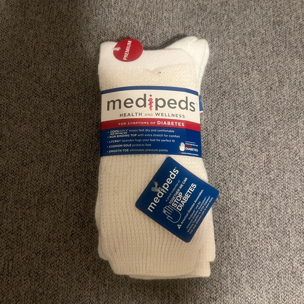 White Diabetic Crew Socks